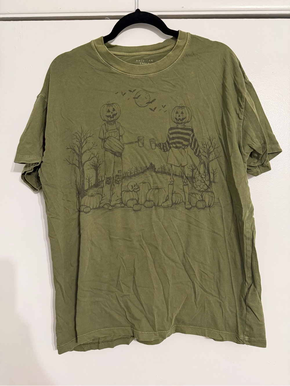 American Eagle Outfitters Olive Green Halloween Pumpkin Graphic Tee - Size M